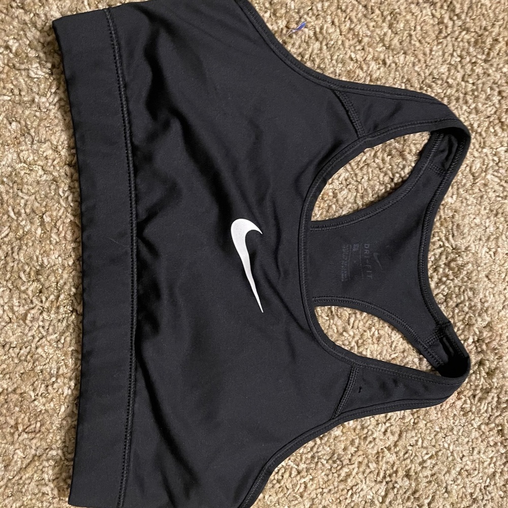 Black Nike sports bra